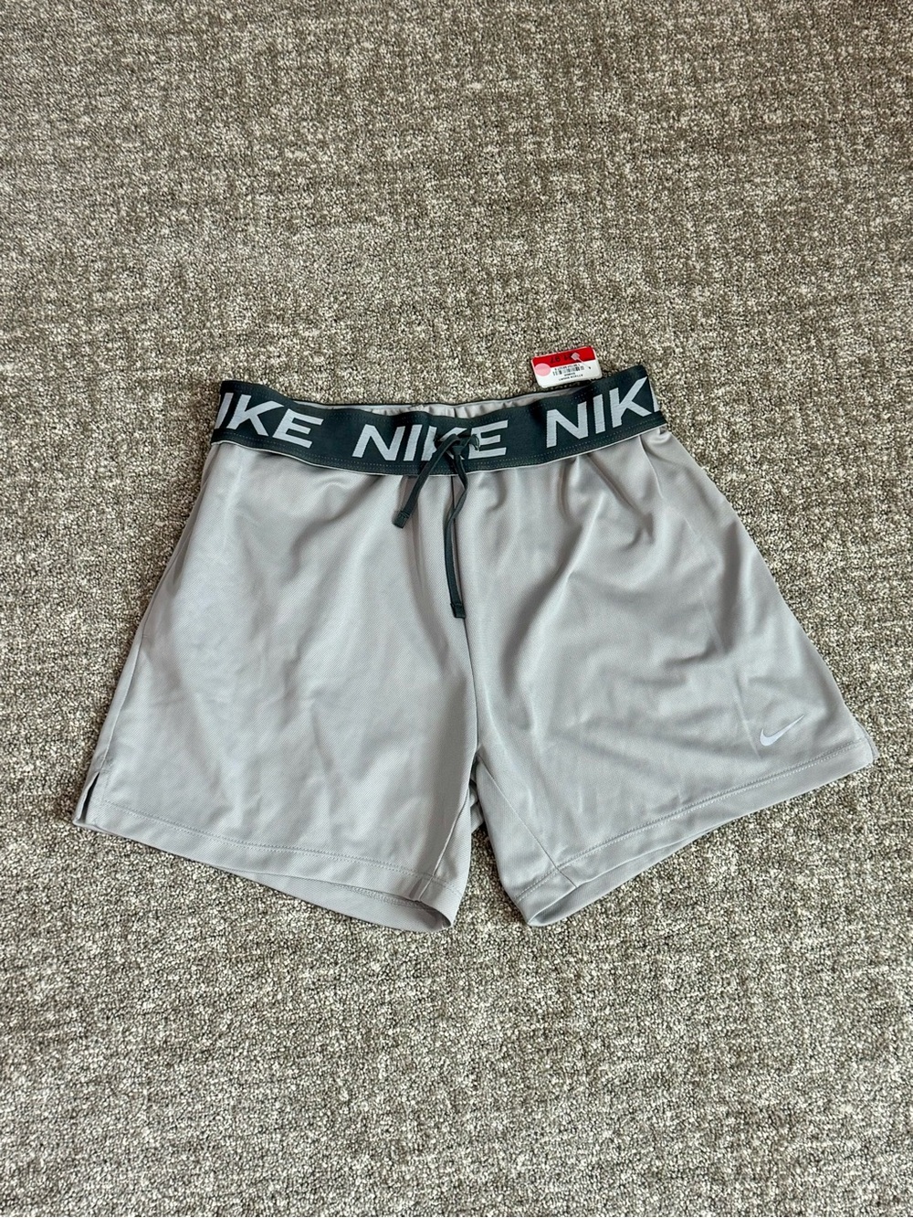 Nike Attack Performance Shorts, light gray with Dark Gray Waistband